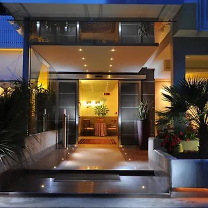 Hotel Lilia ***